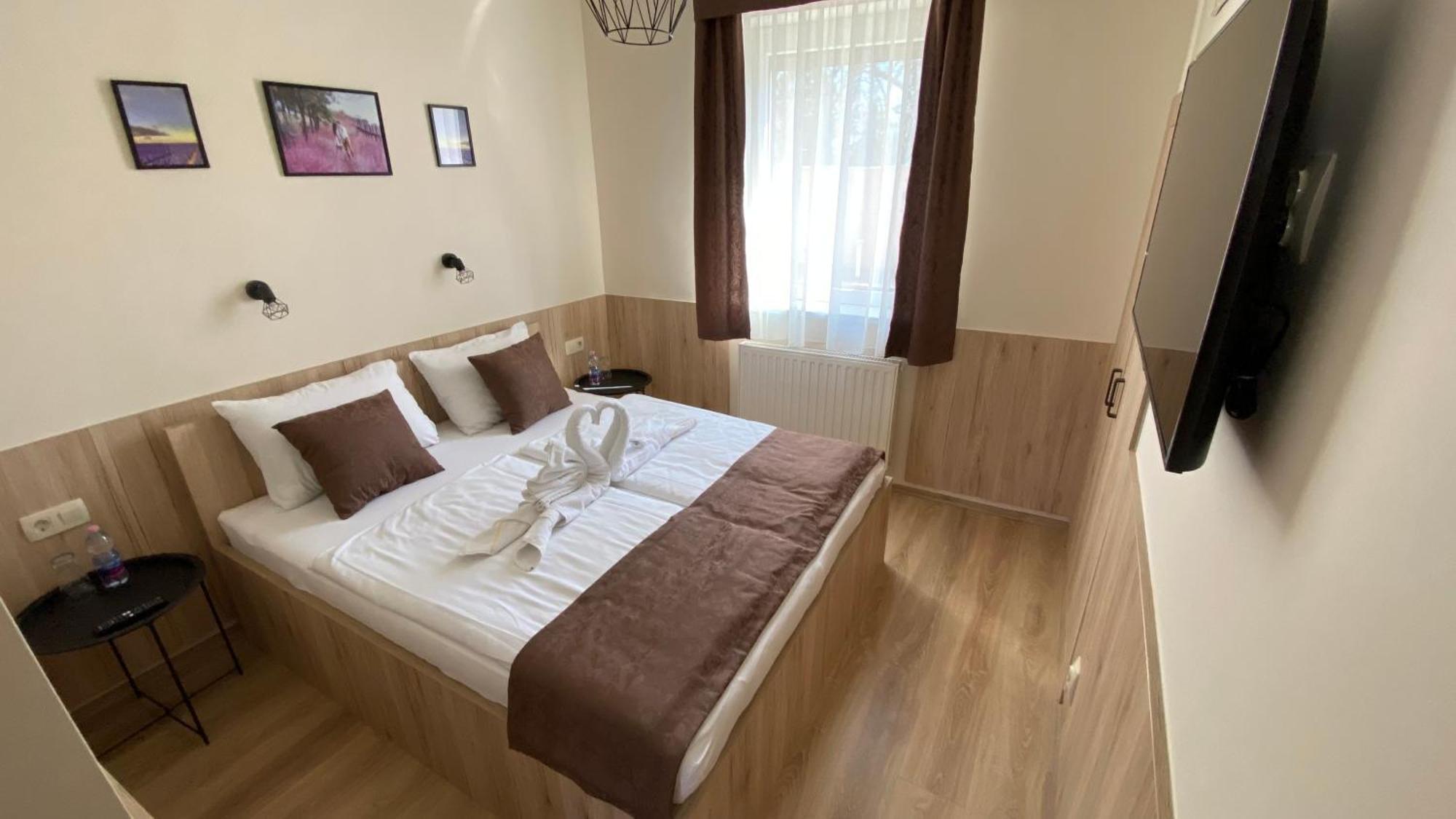 Levendula Vendeghaz Hotel Győr Eksteriør billede